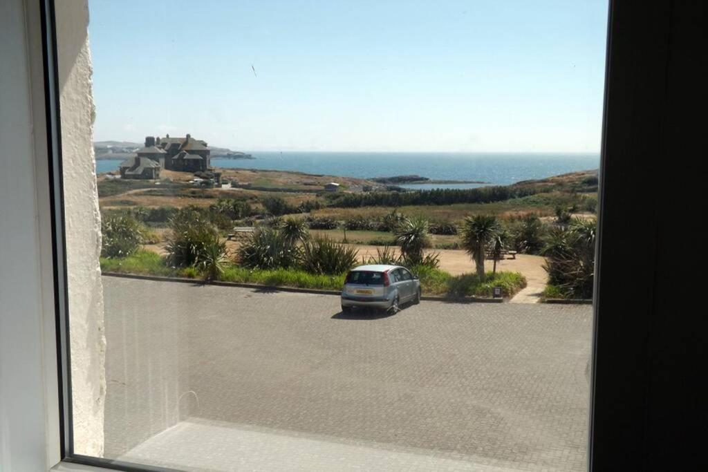 Plas Darien-3 Bed Apt- Sea Views - Sleeps 5 Trearddur Kültér fotó