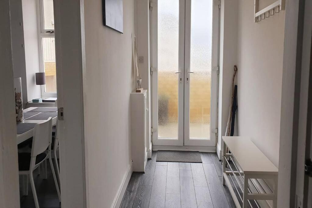 Plas Darien-3 Bed Apt- Sea Views - Sleeps 5 Trearddur Kültér fotó